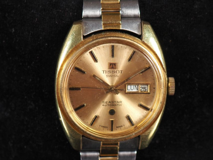 TISSOT, Seastar Automatic Montre bracelet en métal doré et argenté.  C