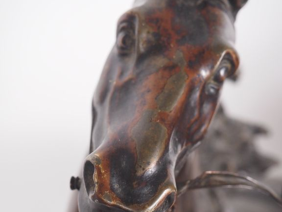 COUSTOU (d'après).  "les chevaux de Marly" Paire de sculptures en bron