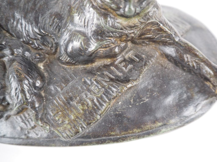 E. FREMIET.  "la chatte et ses petits" Bronze à patine brune Signé (re