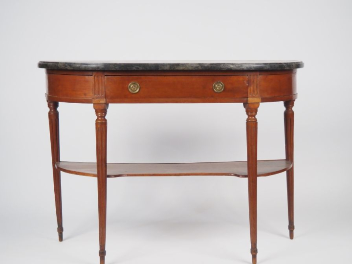 Console demi lune Louis XVI en bois naturel, ouvrant à un tiroir en ce
