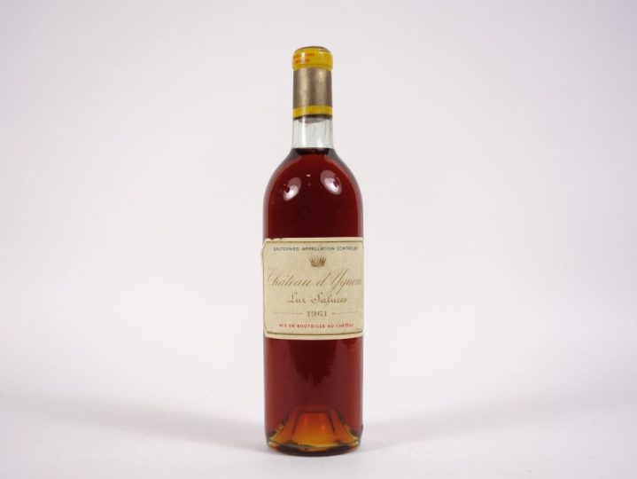 1 BOUTEILLE CHÂTEAU D'YQUEM 1er CCS SAUTERNES - 1961 - BG/ETLA