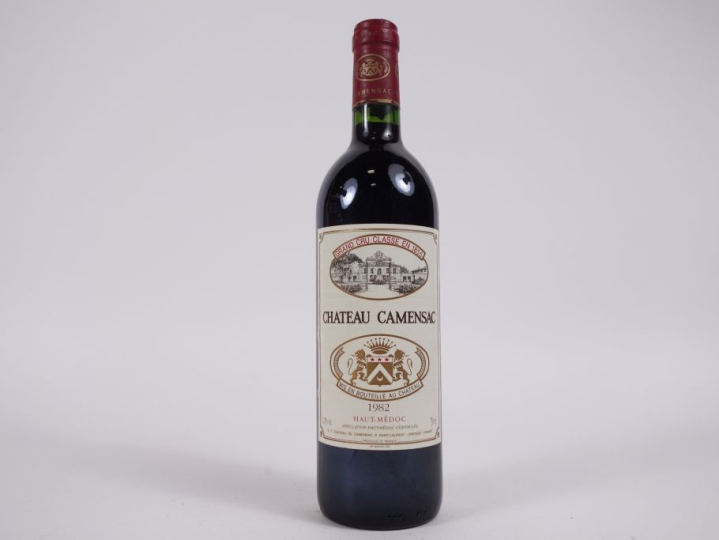 1 BOUTEILLE CHÂTEAU CAMENSAC GCC HAUT MÉDOC - 1982