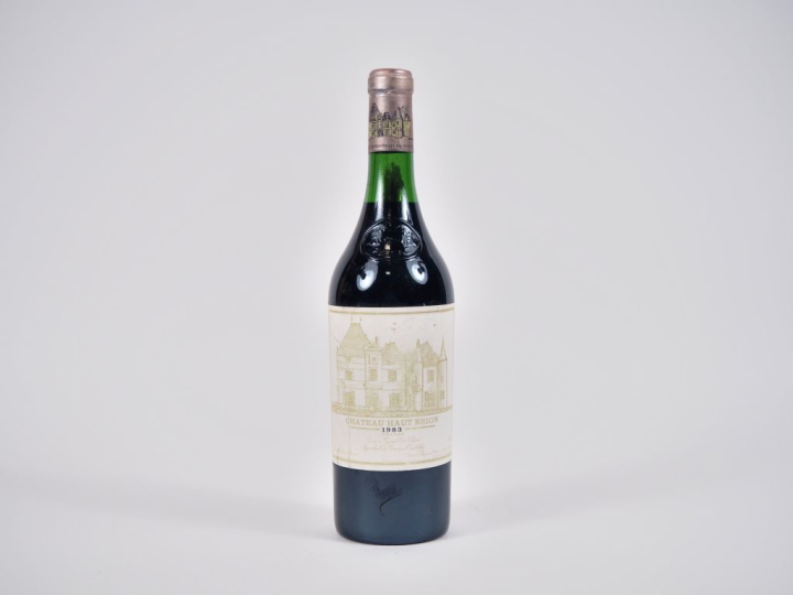 1 BOUTEILLE CHÂTEAU HAUT BRION 1er GCC GRAVES - 1983 - 3 CM/ETLS 