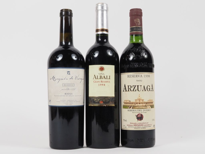 3 BOUTEILLES ESPAGNE DE 1998 : 1 RIOJA MARQUES DE VARGAS RESERVA PRIVA