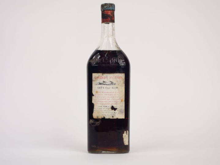 1 TRÈS VIEILLE BOUTEILLE (1 L) RHUM GRANDS MORNES GET'S OLD RUM - EA/C