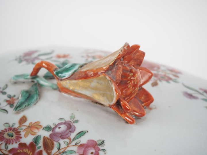 Chine, Compagnie des Indes, période Qianlong Terrine hexagonale couver