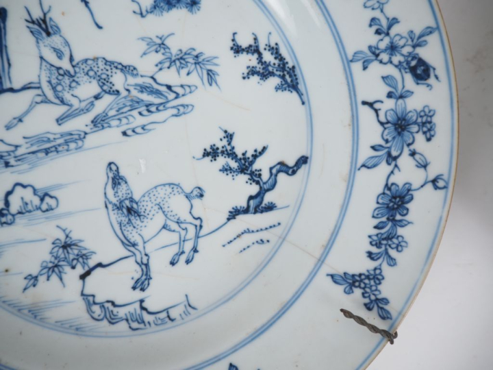 Chine, Compagnie des Indes, XVIIIe siècle Ensemble d’assiettes en porc