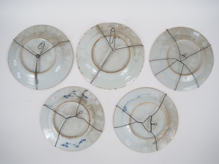 Chine, Compagnie des Indes, XVIIIe siècle Ensemble d’assiettes en porc