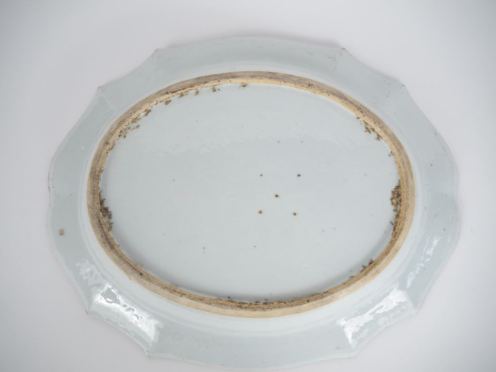 Compagnie des Indes, XVIIIe siècle,  Importante terrine couverte sur s