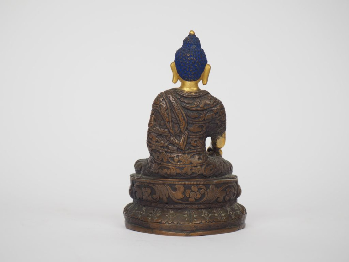 Tibet, XXe siècle Statuette en bronze, représentant le Bouddha assis s