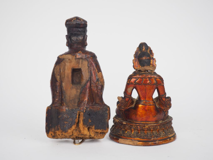 Tibet, XVIII-XIXe siècle Lot comprenant une statuette en terre cuite l