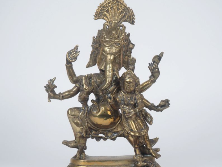 Népal, travail moderne Groupe en bronze, représentant un Ganesh dansan