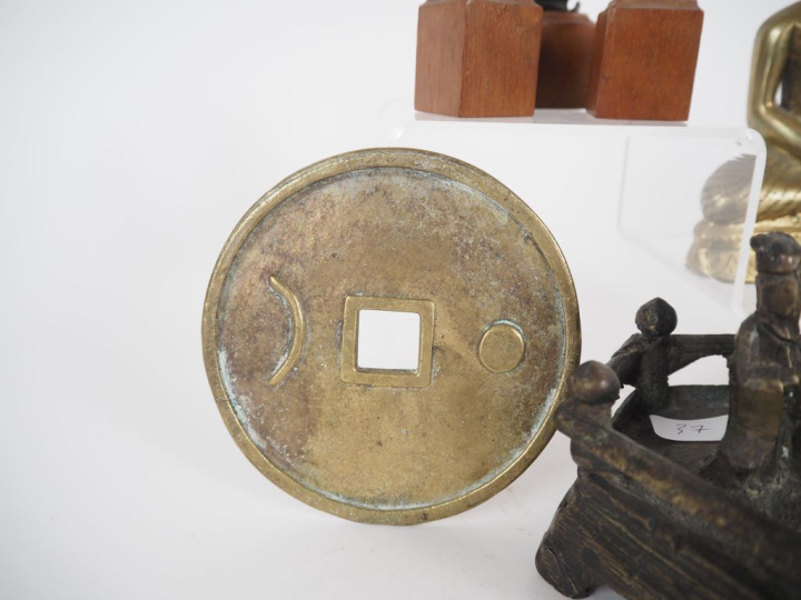 Inde et Chine, XIXe siècle et XVII-XVIII/XVIIIe siècle Ensemble de bro