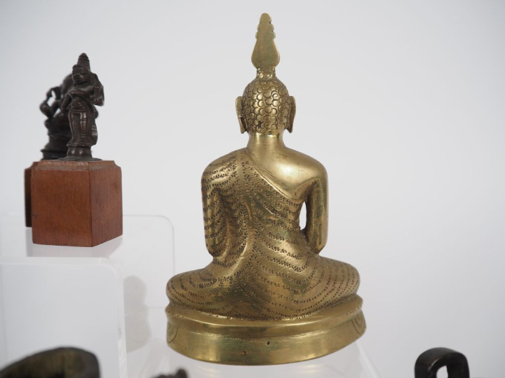 Inde et Chine, XIXe siècle et XVII-XVIII/XVIIIe siècle Ensemble de bro