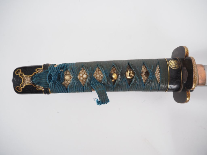 Japon, fin de la période Edo – début Meiji Wakizashi en suite, fourrea