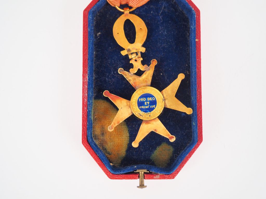 Revers (2) ordre St Grégoire le Grand ©Primardeco