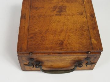 Baromètre Anéroide par L. Maxant à Paris dans son coffret d'origine en