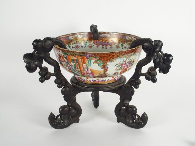 Coupe en porcelaine de la Compagnie des Indes, famille rose (cheveu), 