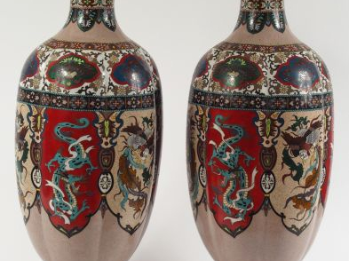 Paire de grands vases Extrême-Orient fin XIXème en émaux cloisonnés po
