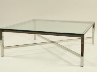 Vente aux enchères Table basse piètement métallique et plaque verre.