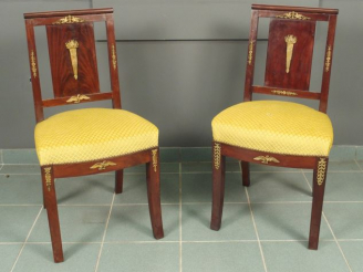 Vente aux enchères Paire de chaises Empire en acajou.