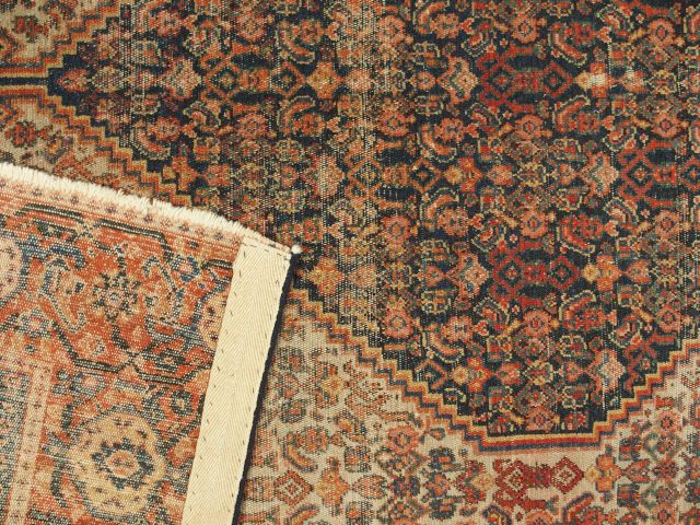 Tapis d'Orient. Dim.: 178 x 130 cm.