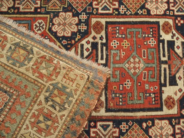 Tapis d'Orient. Dim.: 262 x 104 cm.