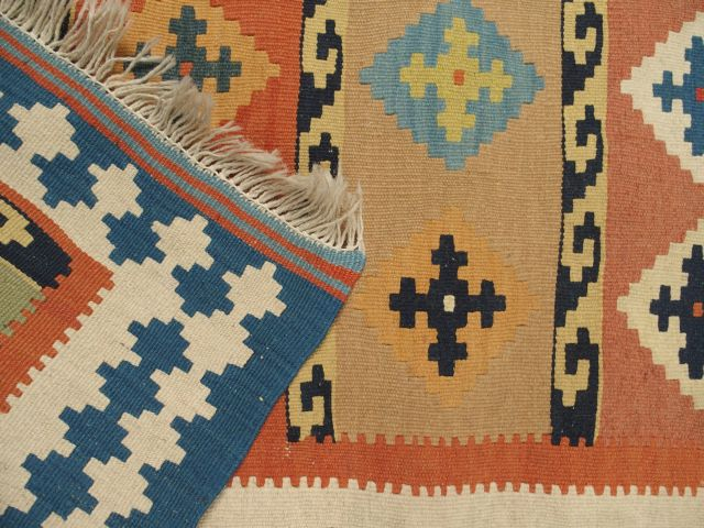 Tapis Kilim. Dim.: 150 x 100cm.