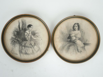 Vente aux enchères Victor DOLLET. 'Jeunes femmes'. 	Paire de dessins au crayon en tondo. 