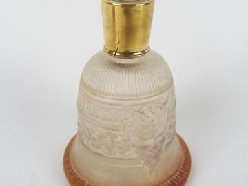 PARFUMEUR NON IDENTIFIE (vers 1920) Rare flacon (ht 10 cm) en verre fi