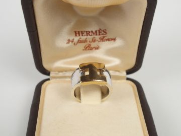 HERMES. Bague en or et argent. Dans son écrin d'origine. TDD 49. Poids