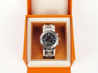 Vente aux enchères HERMES. Montre Clipper Plongée Chrono en acier. Numérotée: 1335662. Da