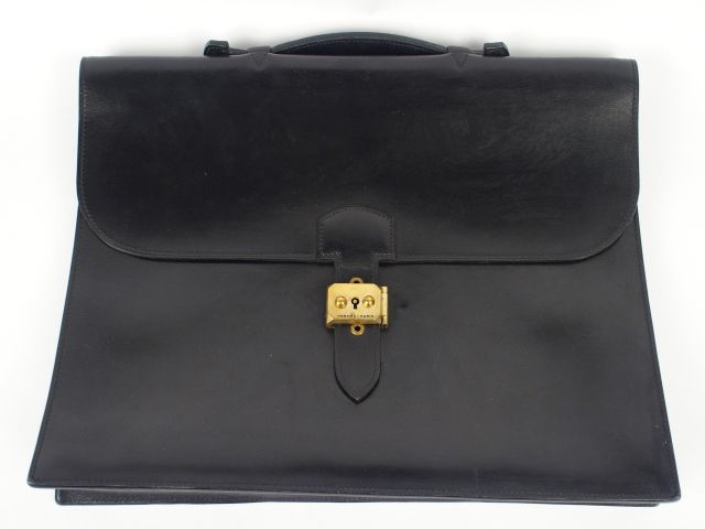 HERMES. Sac à dépêche en box calf noir