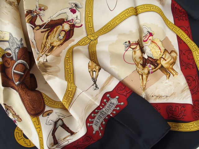 HERMES. Foulard 'Charreada' en soie, par Fougerolles. 1990