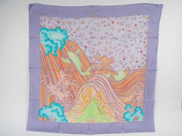 HERMES. Foulard 'à contre courant' en soie