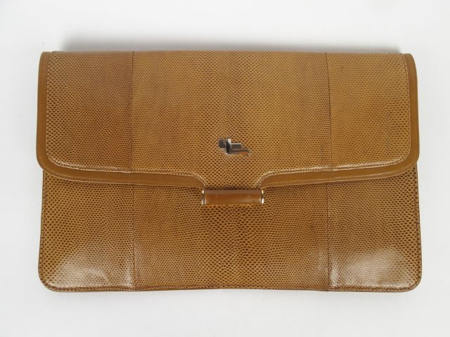 LANCEL. Pochette en lézard