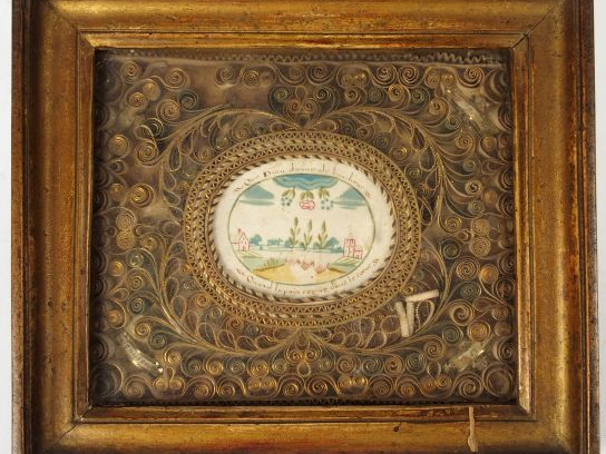 Paperolle XIXème à décor d'une aquarelle légendée et de reliques de sa