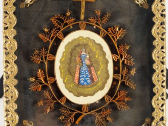 Vente aux enchères Paperolle XIXème à décor d'une lithographie rehaussée 'Vierge à l'enfa
