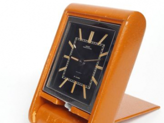 Vente aux enchères HERMÈS et JAEGER LECOULTRE. Ados, vers 1930. Belle pendulette réveil d