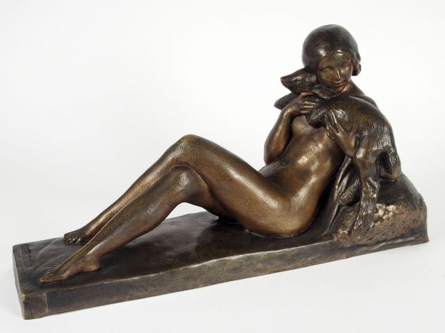 COSTES, "Jeune fille au chevreau". Sculpture en bronze à patine médail