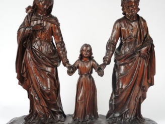Vente aux enchères Groupe en bois sculpté « La Sainte Famille », signé sur la terrasse, m