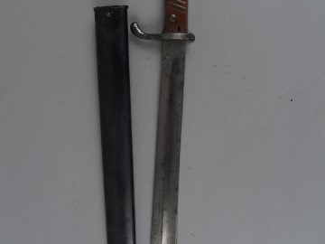 27-Baïonnette et fabriquée par « Weyersberg kirsbaum   cie Solingen » 