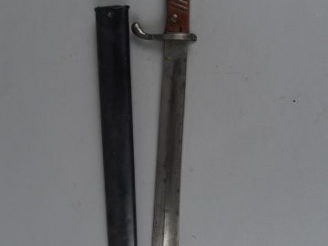 Vente aux enchères 27-Baïonnette et fabriquée par « Weyersberg kirsbaum   cie Solingen » 