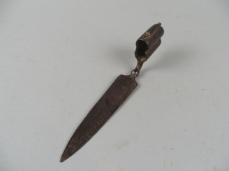 Vente aux enchères 55-Baïonnette de chasse double pour fusil à silex et destinée à être l