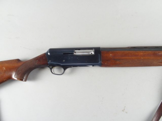 Vente aux enchères 117,1 Fusil semi automatique Franchi Verney-Carron à recul de canon, b