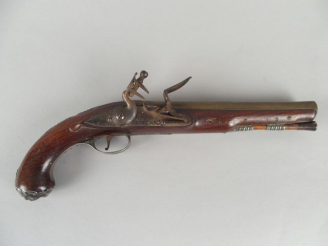 Vente aux enchères 232- Beau pistolet à silex anglais de belle fabrication fin 19éme. Aut