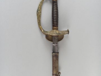 Vente aux enchères 240- Epée à ciselure d’officier du génie époque troisième république. 