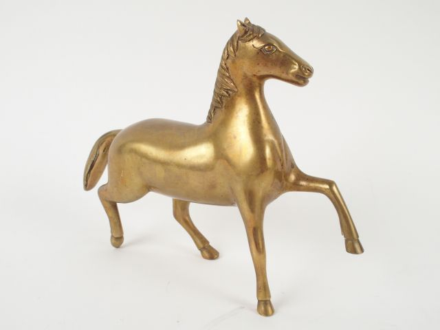 Sujet en bronze 'le cheval'. Travail italien (?). 14 x 18 cm