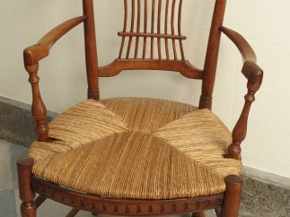 Fauteuil paillé Languedocien dit 'bonne femme', dossier gerbe