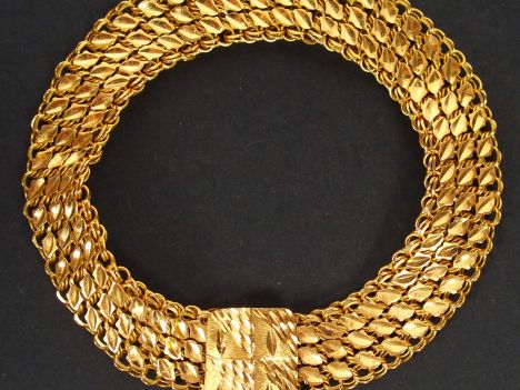 Bracelet maille plate en or jaune. 18cm environ Poids: 15,5gr